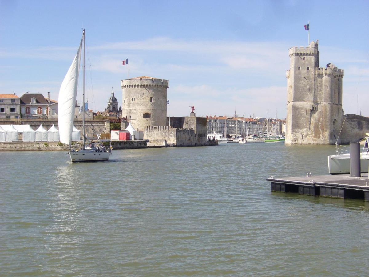 Joli Meuble + Parking En Sous Sol La Rochelle (Charente-Maritime)